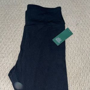 plain black leggings size Medium